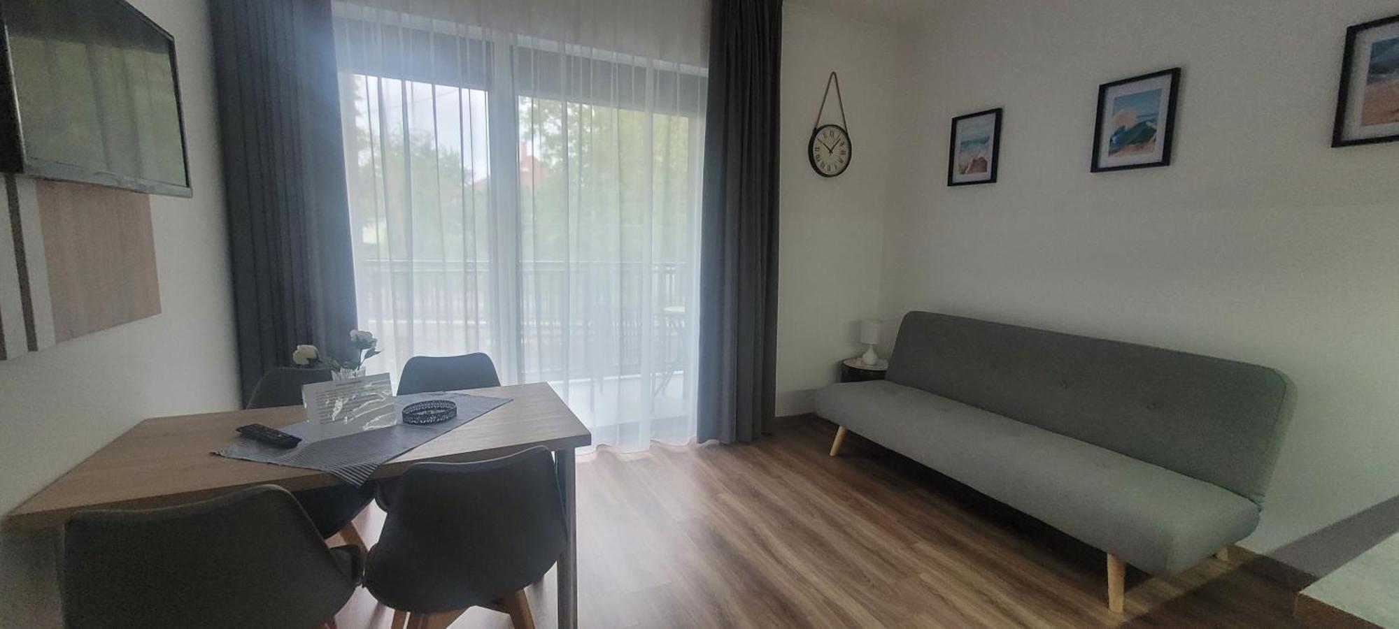 Csaladi Kikoeto Apartman Дьюла Экстерьер фото
