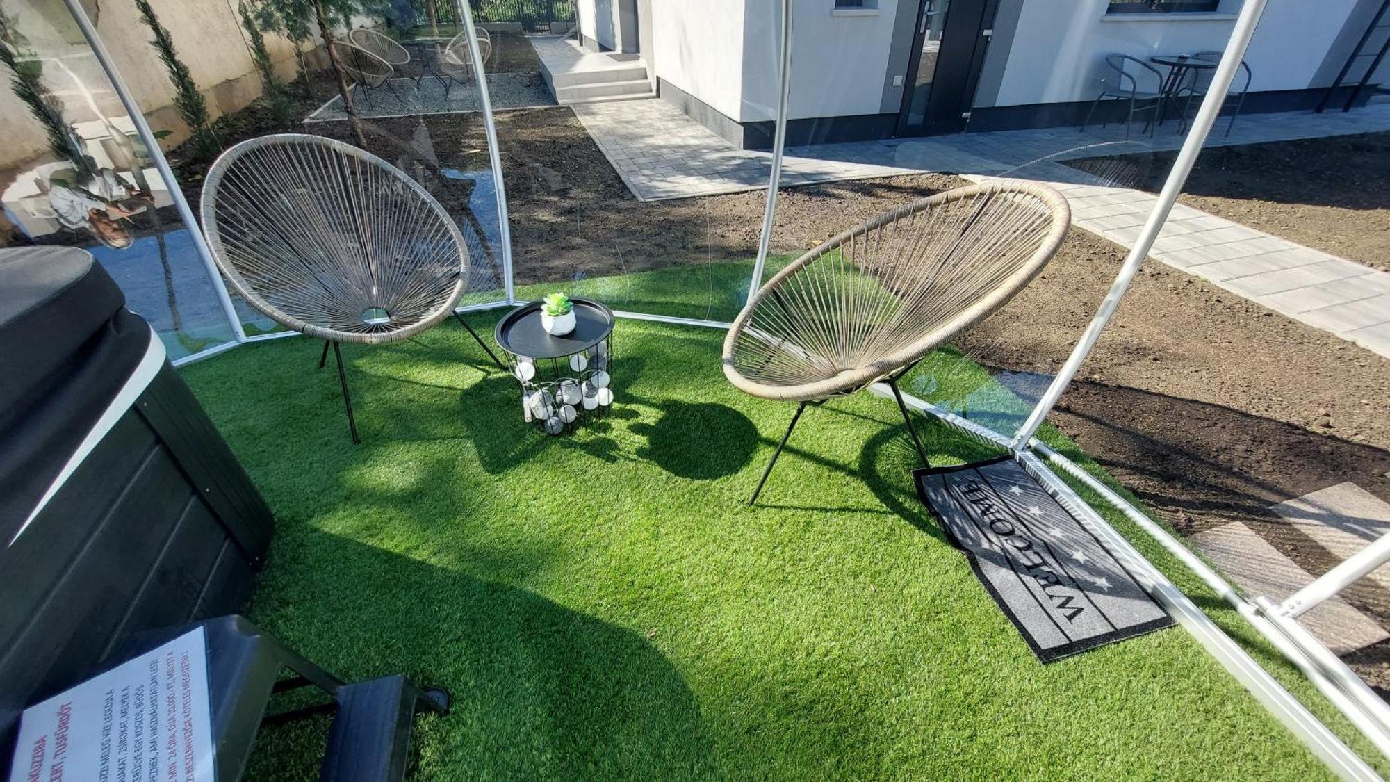 Csaladi Kikoeto Apartman Дьюла Экстерьер фото